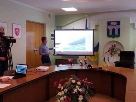 Верес презентував проект реконструкції стадіону Авангард - (видео)