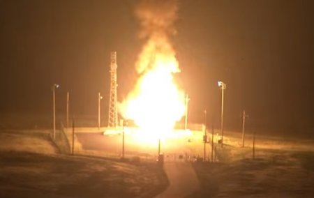 США успешно испытали межконтинентальную ракету - (видео)
