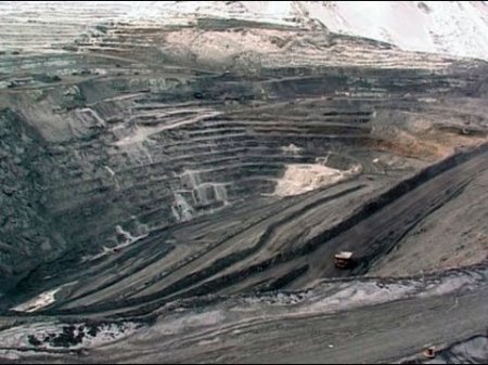 На алмазном руднике в Якутии погиб рабочий  - (видео)