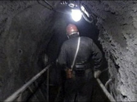 Обрушение в заброшенной шахте в Забайкалье погиб рабочий из Китая  - (видео)