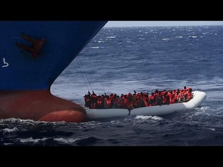 Рекордное число мигрантов спасено в Средиземном море в воскресенье  - (видео)