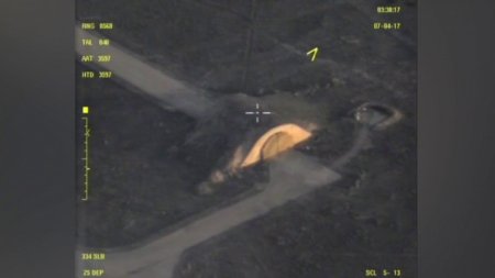 Российские военные показали последствия ударов США по базе Шайрат: кадры с воздуха  - (видео)