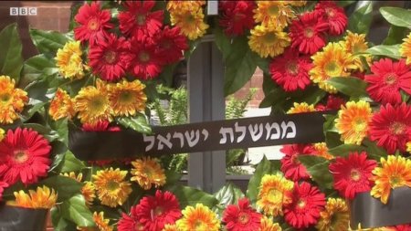 Сирена в Израиле в день памяти жертв Холокоста  - (видео)
