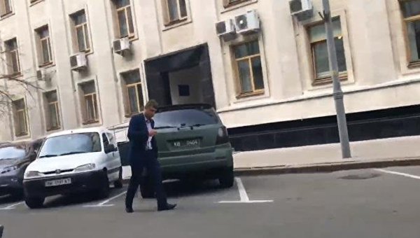 "Казак" Гаврилюк ездит на джипе, который должны были отдать в АТО - «Видео - Украина»