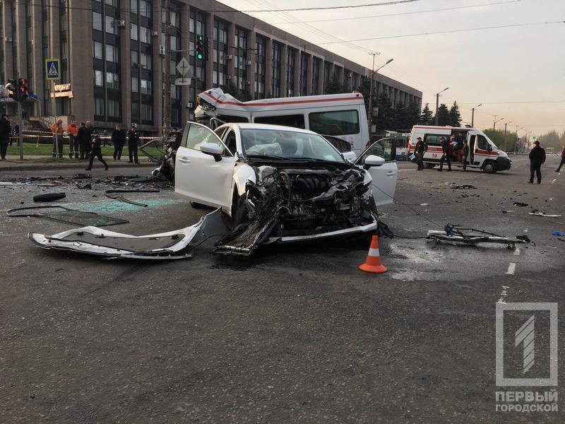 В масштабной аварии в Кривом Роге погибли семь человек - «Видео - Украина»