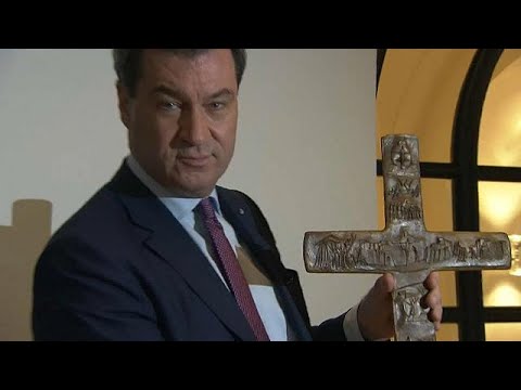 Бавария: спор о христианском кресте  - (видео)