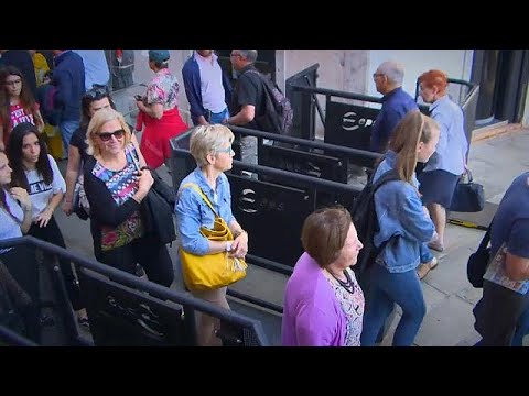 Венеция: отделить местных жителей от туристов  - (видео)