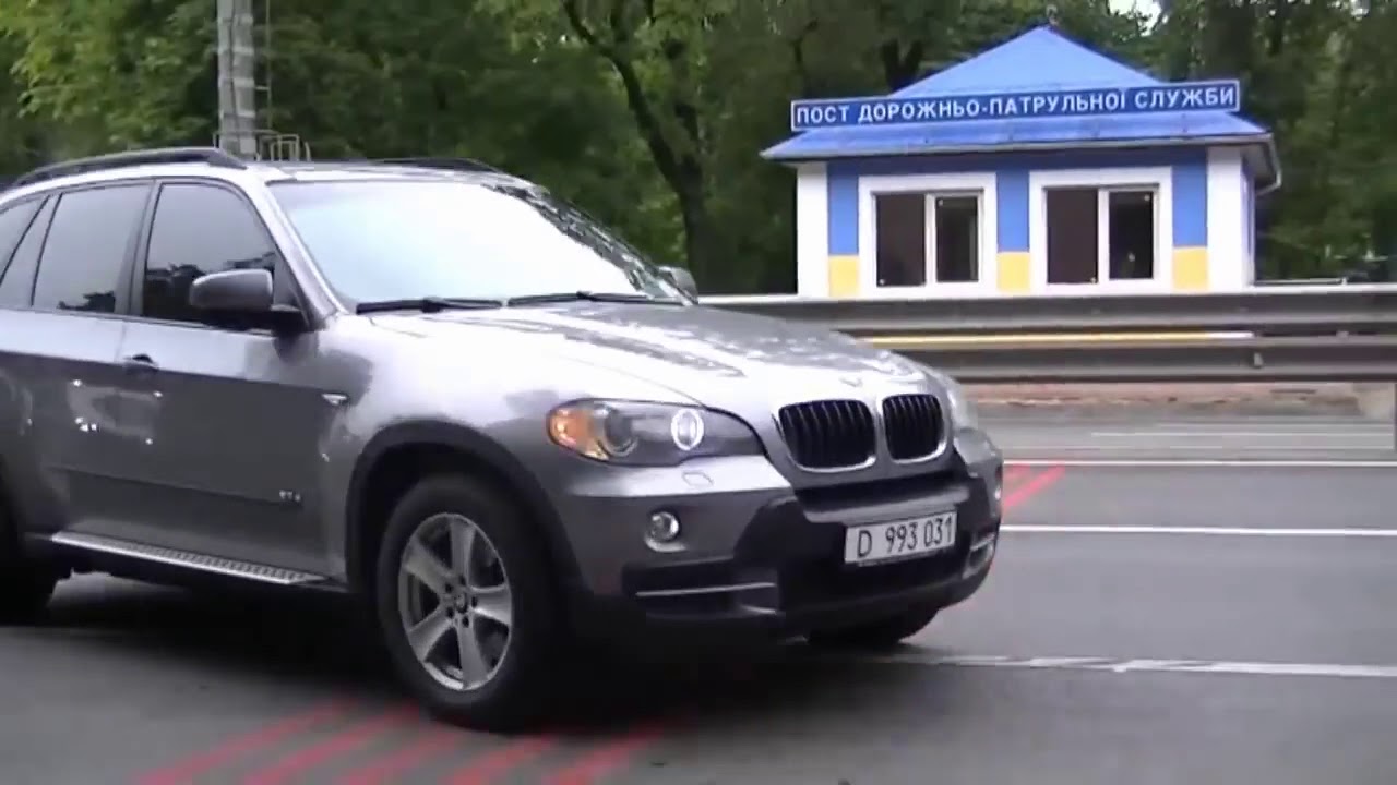 Выявлен BMW X5 угнанный в Италии.  - (видео)