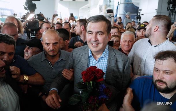 Саакашвили о случайной встречи с Порошенко: Думали, я его покусаю - (видео)