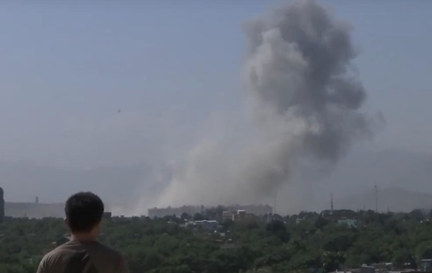 В Кабуле прогремел взрыв: десятки погибших и раненых - (видео)