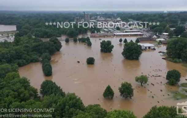 Шторм Барри вызвал наводнение в США - (видео)