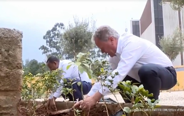 В Эфиопии за день высадили 350 миллионов деревьев - (видео)
