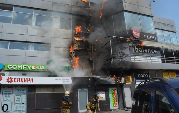 В Украине горел еще один "Токио" - (видео)