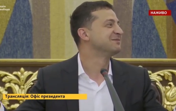 Зеленский пошутил о работе органов власти - (видео)