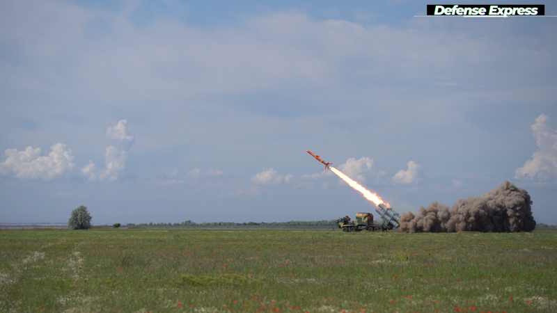 В Украине впервые продемонстрировали головку самонаведения противокорабельной ракеты Р-360 комплекса «Нептун» - Видео
