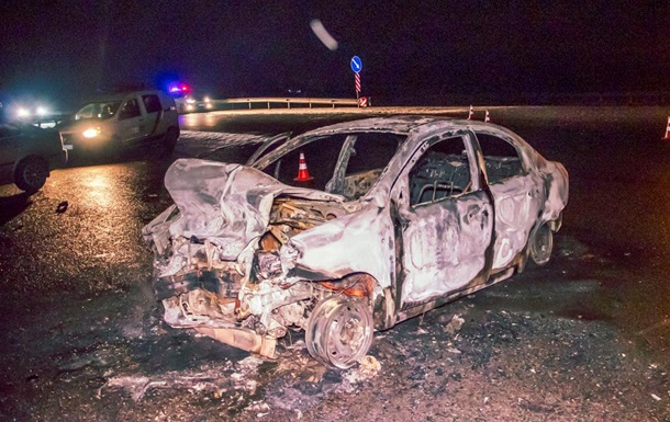 ДТП под Киевом: один автомобиль сгорел - (видео)