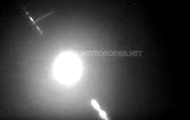 Камеры сняли первый метеор 2020 года - (видео)