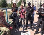 Акция протеста в Северодонецке: люди требуют права голоса - «Видео - Украина»