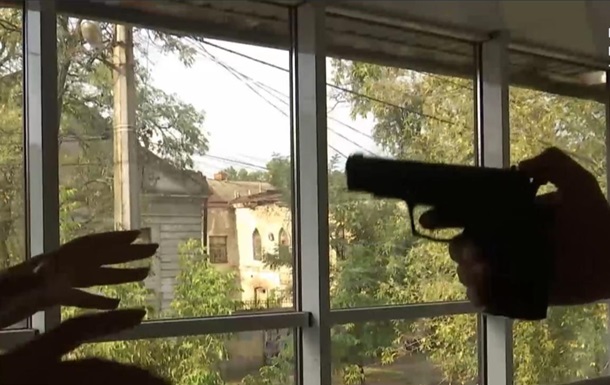 В Николаеве семейная ссора закончилась стрельбой - (видео)